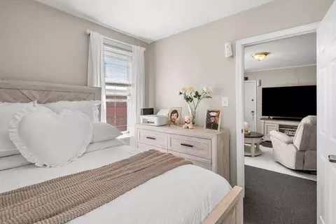 Bedroom - 95 Flint St, Fall River, MA 02723 photo 2 of 8