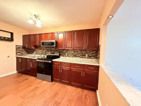 116 Spring St #C10, West Roxbury, MA 02132