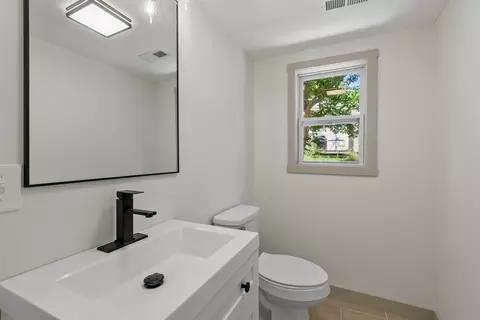 Bath - 25 Main St, Ashburnham, MA 01430 photo 1 of 5