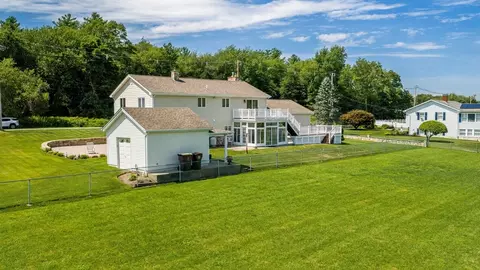 Exterior - 38 Cushing Ln, Acushnet, MA 02743 photo 7 of 11