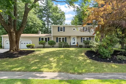35 Longfellow Rd, Shrewsbury, MA 01545