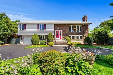 76 Cushing Ave, Revere, MA 02151