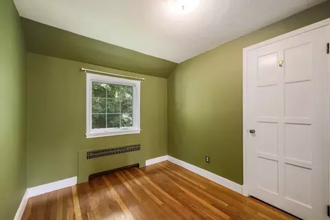 Bedroom - 6 Old Brook Dr, Worcester, MA 01609 photo 5 of 8