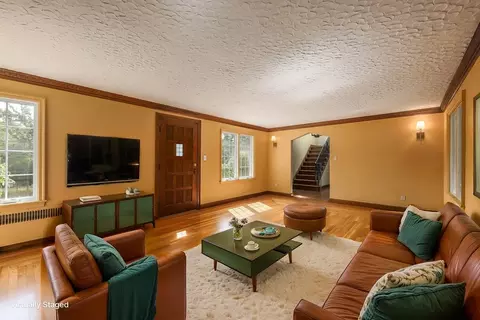 Living - 6 Old Brook Dr, Worcester, MA 01609 photo 1 of 6