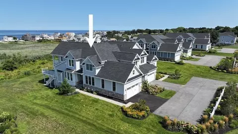 154 Hatherly Rd, Scituate, MA 02066