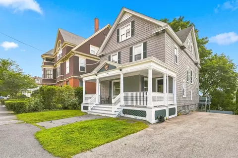 201 Nesmith St, Lowell, MA 01852