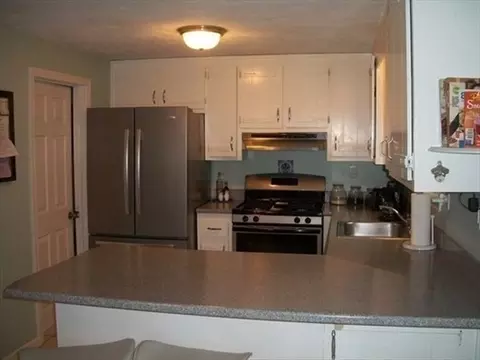 Kitchen - 62 Frederick St #37, Dracut, MA 01826 photo 2 of 2