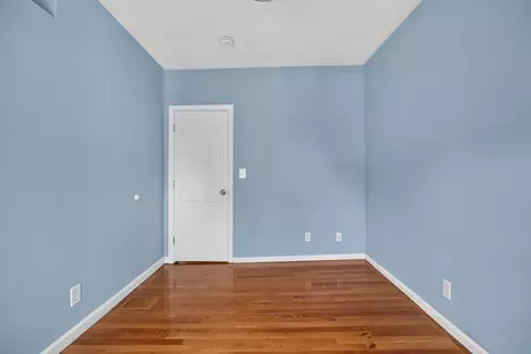Bedroom - 18 Henry St, Everett, MA 02149 photo 4 of 6