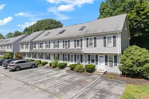 21 Milk St #4, Attleboro, MA 02703