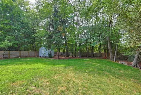 Exterior - 50 Rustic Rd, Walpole, MA 02032 photo 2 of 9