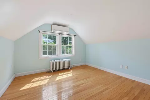 Bedroom - 50 Rustic Rd, Walpole, MA 02032 photo 6 of 12
