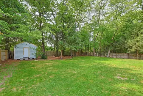 Exterior - 50 Rustic Rd, Walpole, MA 02032 photo 3 of 9