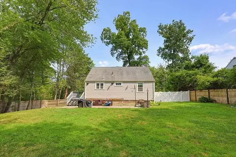 Exterior - 50 Rustic Rd, Walpole, MA 02032 photo 5 of 9