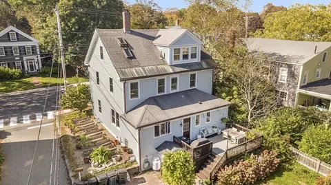 346 Merrimac St, Newburyport, MA 01950