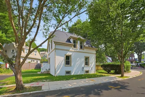 302 Wachusett St, Boston, MA 02130