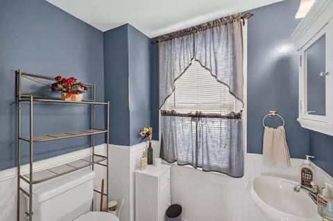 Bath - 32 Raymond St, Fall River, MA 02723 photo 1 of 2