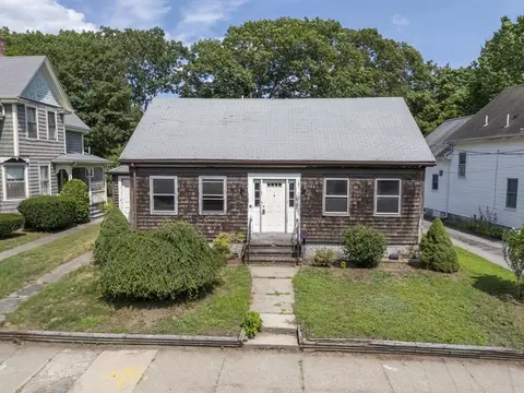 23 Hodges St, Attleboro, MA 02703