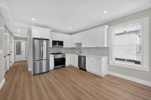533 Washington St #4, Dorchester Center, MA 02124