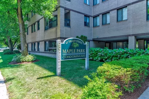 59-65 Valley St #4B, Medford, MA 02155