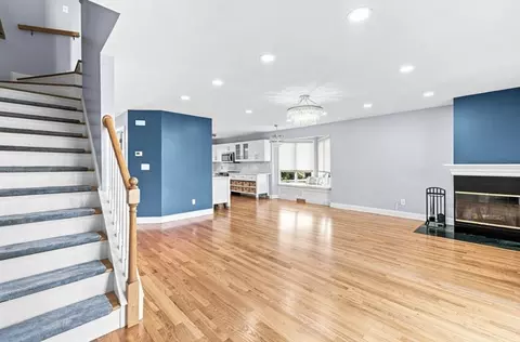 Living - 700 Shore Dr #9-901, Fall River, MA 02721 photo 2 of 7