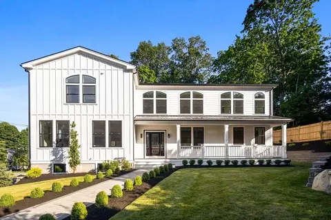 2 Atherton Rd, Winchester, MA 01890