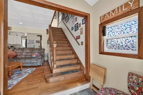 Entry Way - 208 Hudson St, Fall River, MA 02720 photo 3 of 4