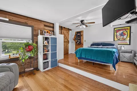 Bedroom - 208 Hudson St, Fall River, MA 02720 photo 5 of 10