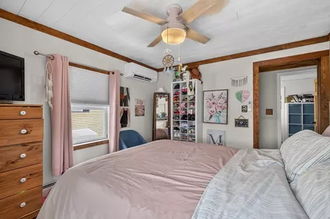 Bedroom - 208 Hudson St, Fall River, MA 02720 photo 6 of 10