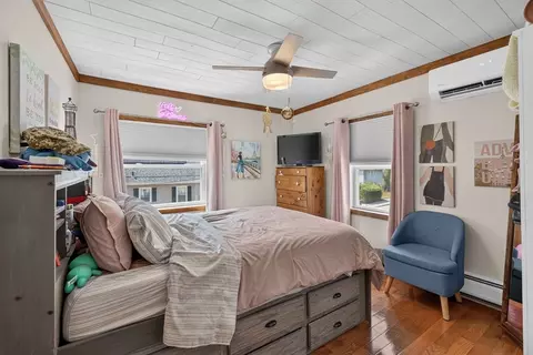 Bedroom - 208 Hudson St, Fall River, MA 02720 photo 7 of 10