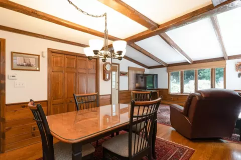 Dining - 32 Mcgregory Rd, Sturbridge, MA 01566 photo 1 of 4
