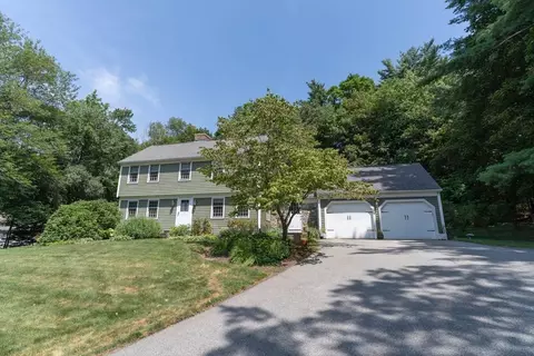 Exterior - 32 Mcgregory Rd, Sturbridge, MA 01566 photo 4 of 13