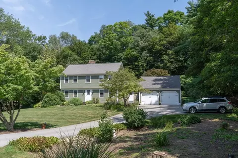 Exterior - 32 Mcgregory Rd, Sturbridge, MA 01566 photo 3 of 13