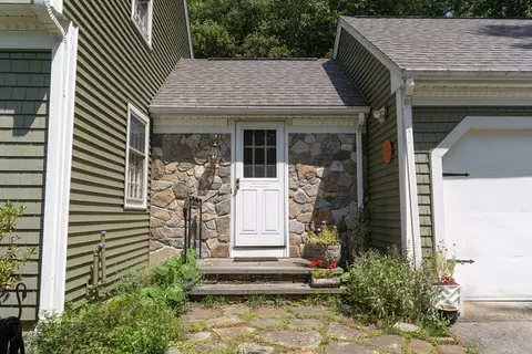 Exterior - 32 Mcgregory Rd, Sturbridge, MA 01566 photo 8 of 13