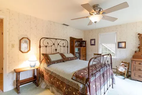 Bedroom - 32 Mcgregory Rd, Sturbridge, MA 01566 photo 4 of 6