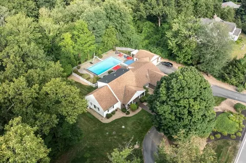 905 West St, Leominster, MA 01453