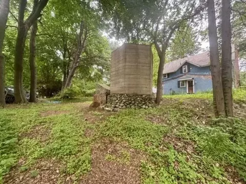 Exterior - 76 Summer Ave, Reading, MA 01867 photo 5 of 14