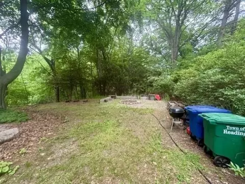 Exterior - 76 Summer Ave, Reading, MA 01867 photo 8 of 14