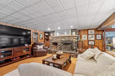 Living - 79 Bathrick Rd, Westminster, MA 01473 photo 5 of 7