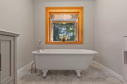 Bath - 79 Bathrick Rd, Westminster, MA 01473 photo 3 of 5