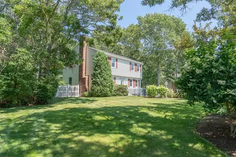 Exterior - 10 Pinehurst Dr, Bourne, MA 02532 photo 10 of 10