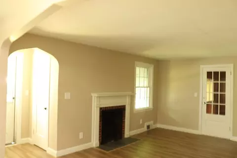 Living - 45 Vail, Springfield, MA 01118 photo 1 of 2