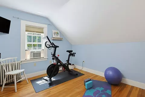 Bedroom - 9 Parmenter Ave, Maynard, MA 01754 photo 4 of 4