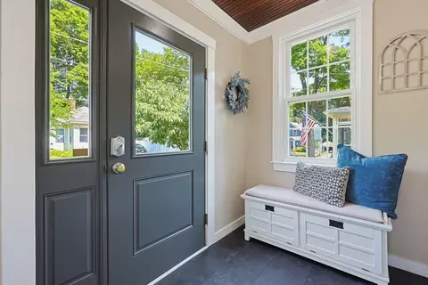 Entry Way - 9 Parmenter Ave, Maynard, MA 01754 photo 1 of 1