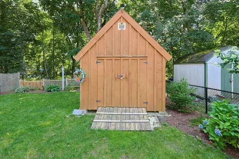 Exterior - 9 Parmenter Ave, Maynard, MA 01754 photo 6 of 6
