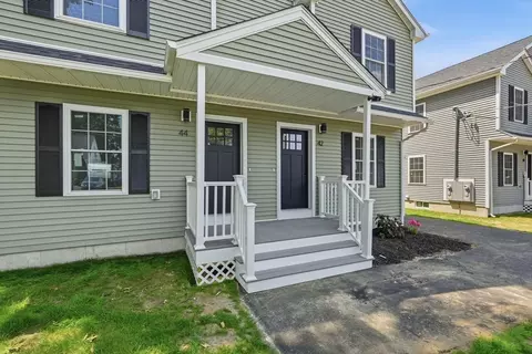 Exterior - 44-42 Gilbert Ave, Springfield, MA 01119 photo 3 of 4
