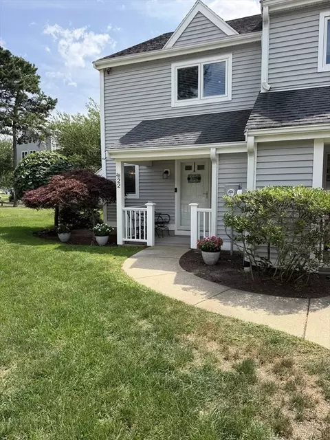 22 Westcliff Dr #22, Plymouth, MA 02360