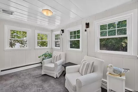 Exterior - 462 Chestnut St, Needham, MA 02492 photo 11 of 11