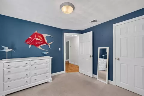 Bedroom - 462 Chestnut St, Needham, MA 02492 photo 7 of 7