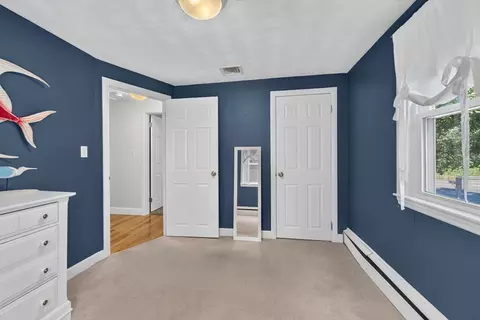 Bedroom - 462 Chestnut St, Needham, MA 02492 photo 5 of 7