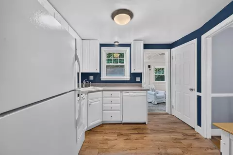 Kitchen - 462 Chestnut St, Needham, MA 02492 photo 2 of 2